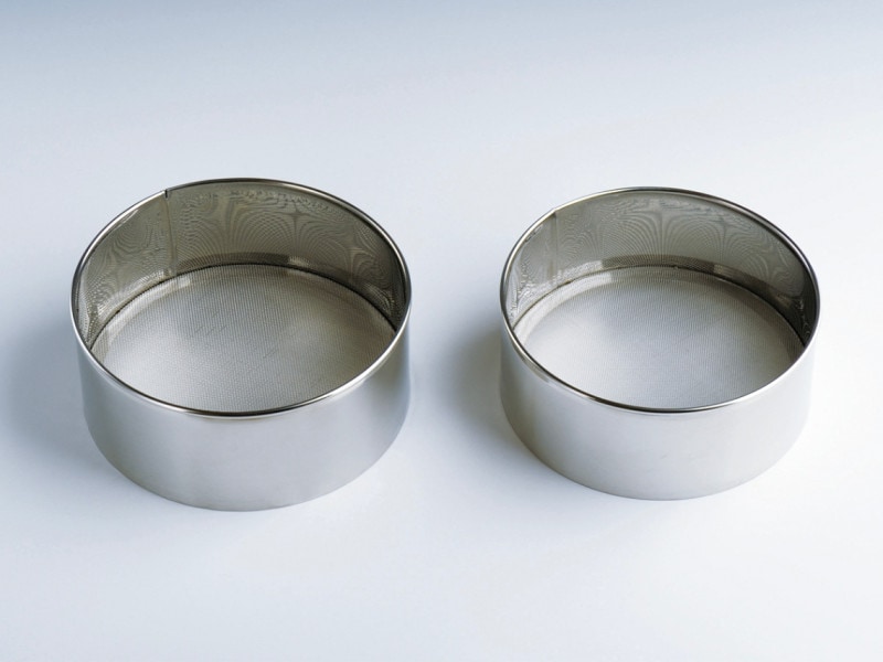 ステンレス灰ふるい一双 | 茶道具 | 淡交社 茶道具と茶席のきもの