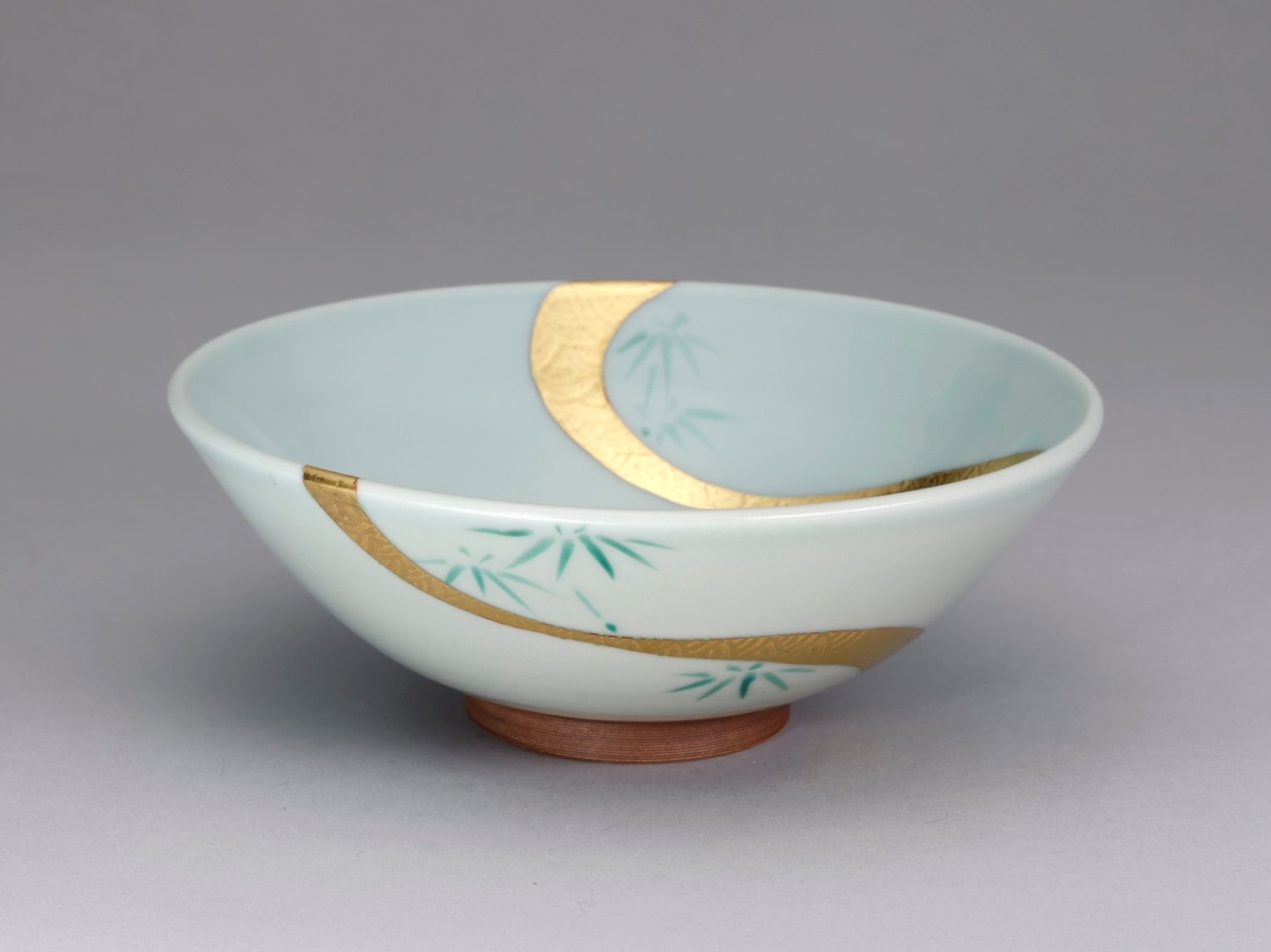 青磁 笹に金流水紋平茶碗 | カタログ・パンフレット 掲載品,夏