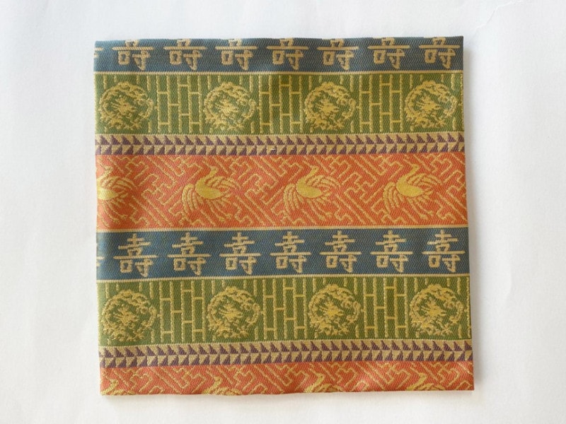 桐に向鳳凰丸文錦【壬生寺裂】渋い赤 小さめ古帛紗(茶箱や色紙点前用  