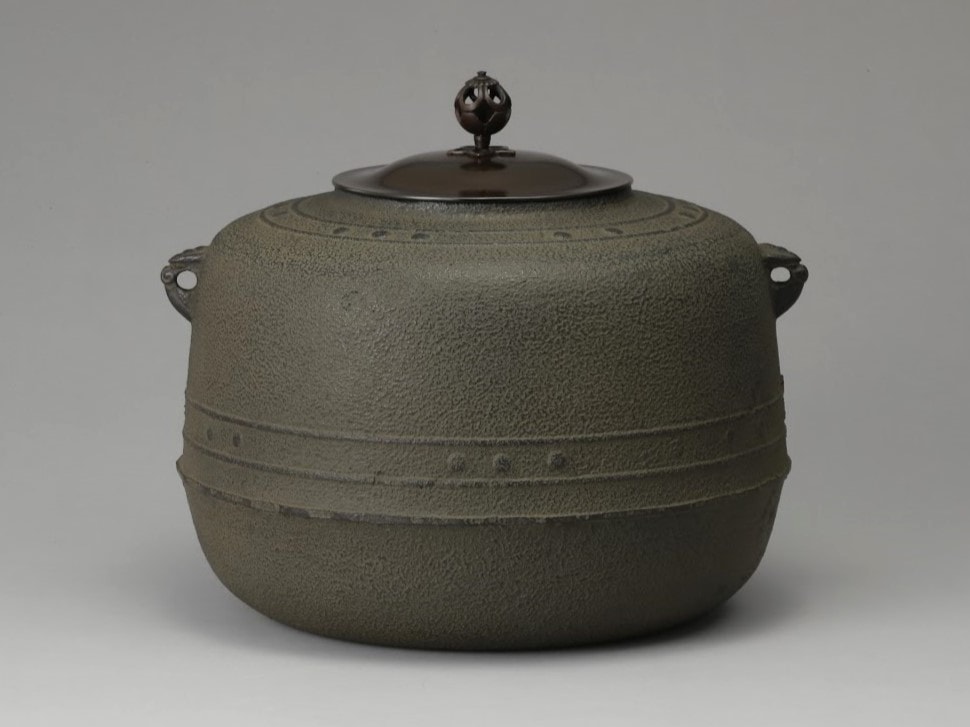 Cle様☆美品 桑色置炉 在銘 万代屋釜 置炉用600W 炭型 電熱器送料込み ☆桑色置炉 在銘阿弥陀堂炉釜 唐銅蓋 置炉用600W炭型電熱器 送料込み