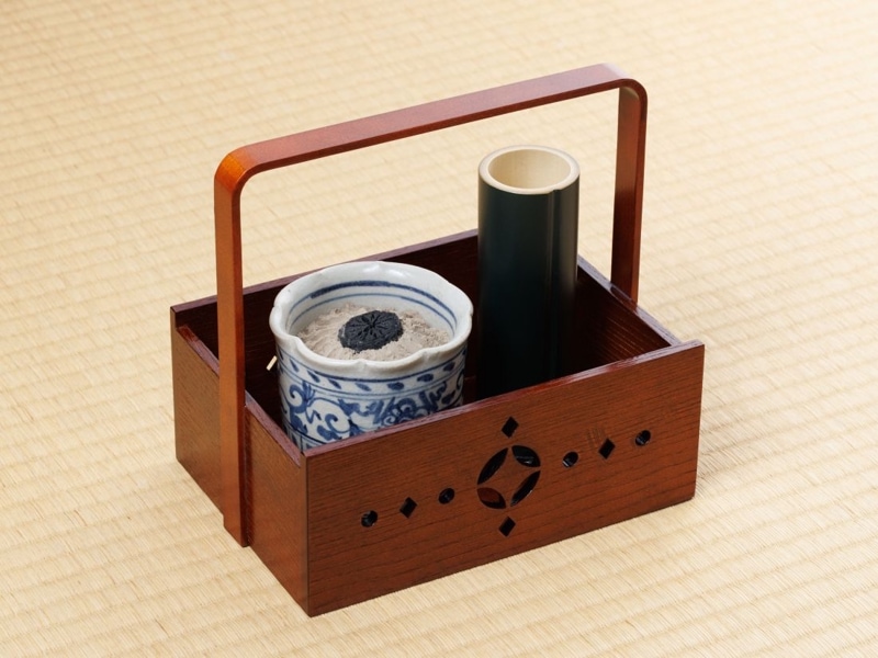 茶道具 桑 ツボツボ透かし手付 煙草盆 遠州(A264) 茶道具 桑 ツボツボ透かし手付 煙草盆 遠州(A264)