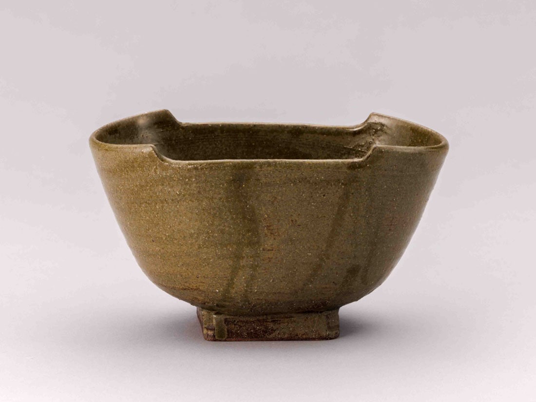 青伊羅保 筆洗形茶碗 | カタログ・パンフレット 掲載品,夏