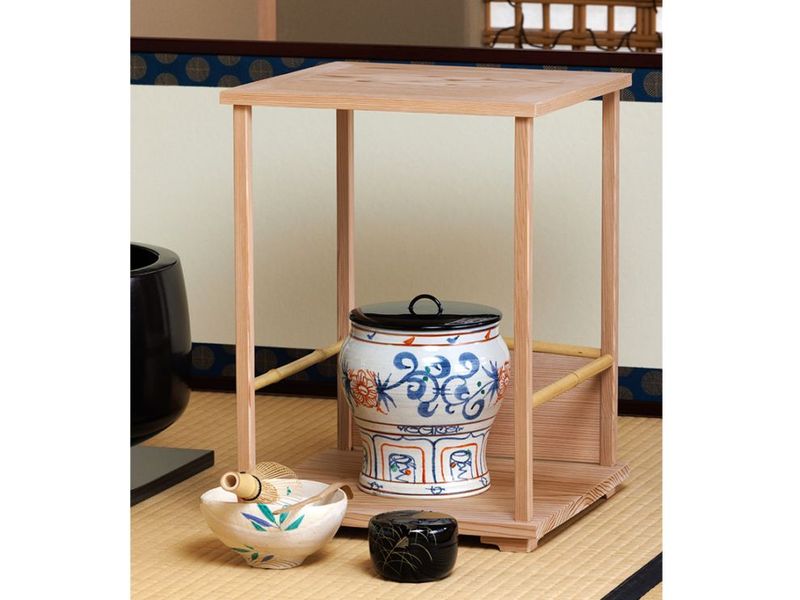 ほぼ未使用 茶道具 杉 四方卓 又妙斎好写 炉、風炉兼用 元箱 又玅斎好写 四方卓(炉風炉兼用・組立式) | カタログ・パンフレット