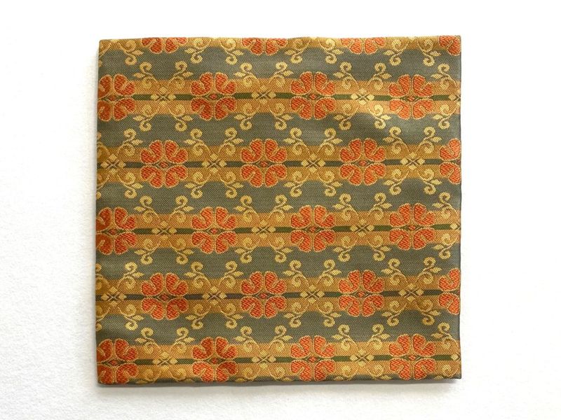 【古帛紗25 特選上　菊牡丹唐草文】正絹　紙箱 古帛紗25 古帛紗25 特選上菊牡丹唐草文正絹紙箱