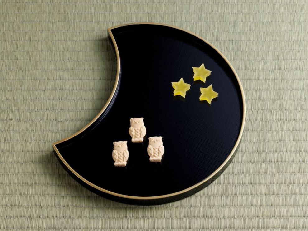 掻合 三日月干菓子盆 | すべての商品 | 淡交社 茶道具と茶席のきもの