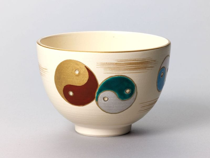 蛍手勾玉絵茶碗「明」 | すべての商品 | 淡交社 茶道具と茶席のきもの