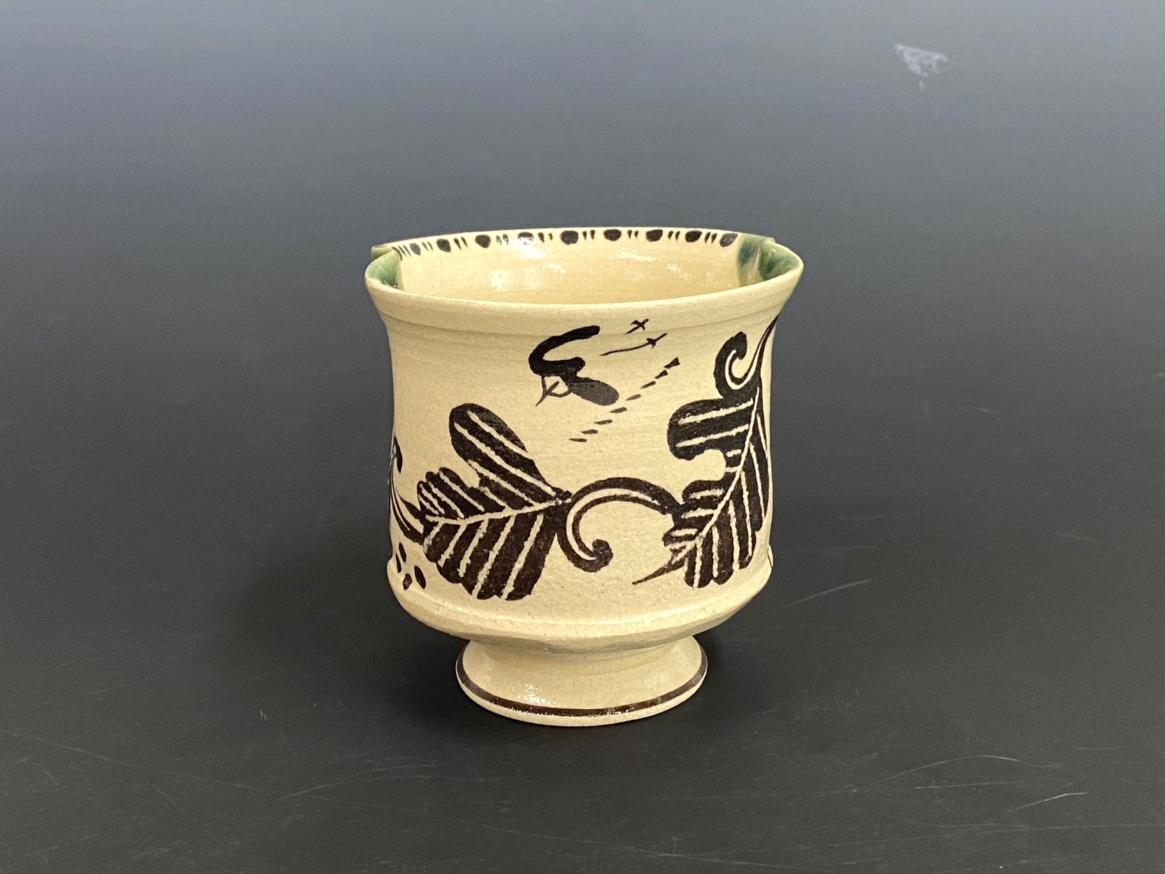 織部葉紋火入 | 特集,火入と煙草盆の準備 | 淡交社 茶道具と茶席の