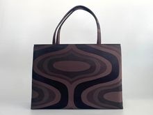 ���Хå����֥饦�� ���֥��ȥ饯��