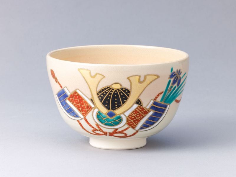 茶道具 膳所焼 色絵兜茶碗 共箱 未使用(K-A500) 膳所焼色絵 絵替り茶碗 十客 (共箱)陽炎園 岩崎新定 - 茶道具販売 栗林園