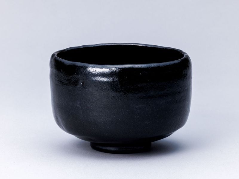 黒楽茶碗 長次郎「大黒」写 | 茶道具 | 淡交社 茶道具と茶席のきもの