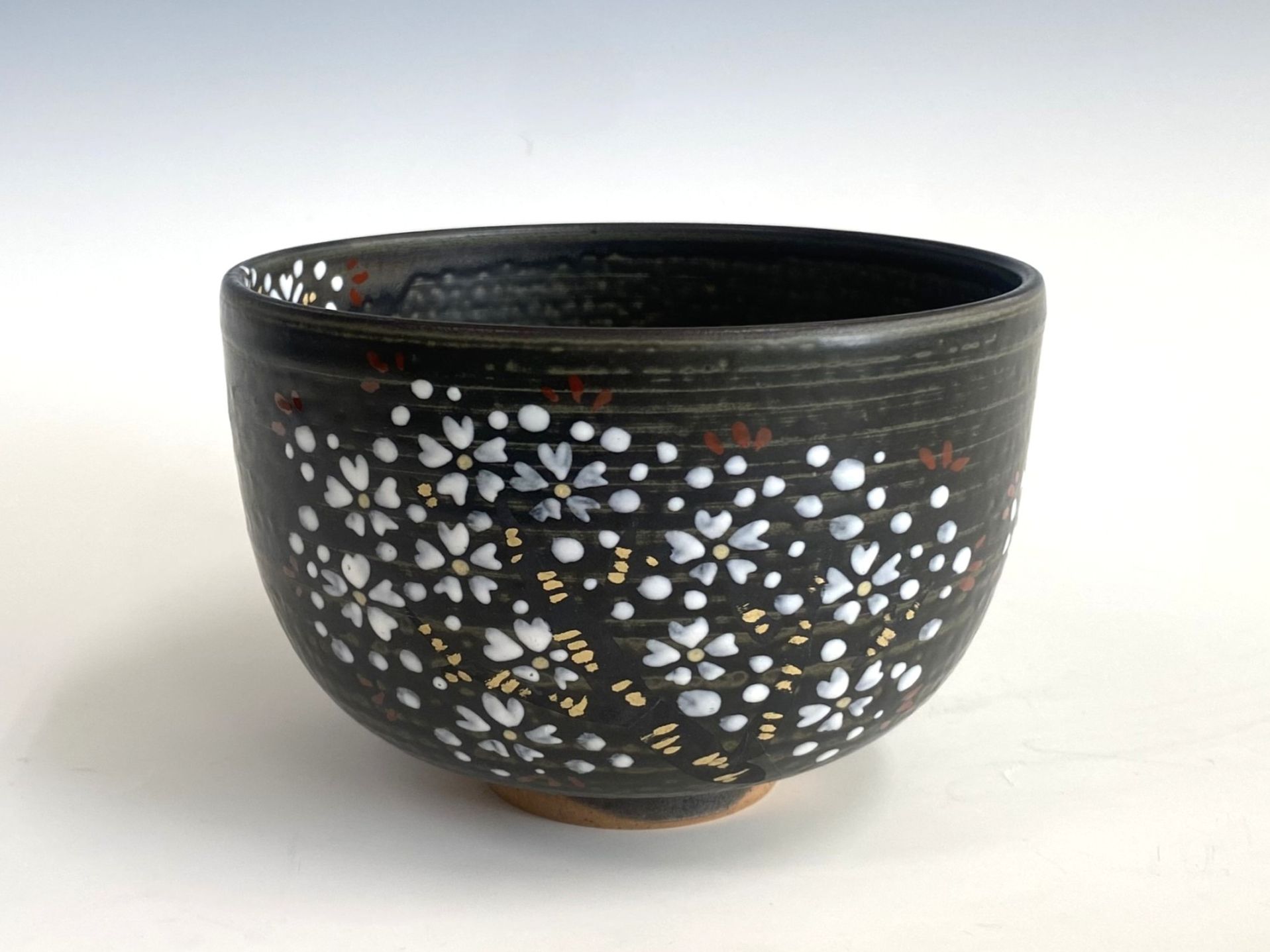 黒灰釉 夜桜絵茶碗＜セール＞ | すべての商品 | 淡交社 茶道具と茶席の