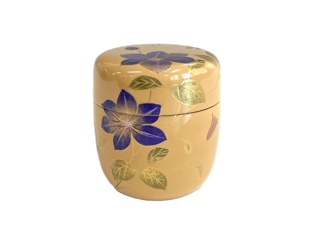 白漆 鉄線蒔絵中棗 | すべての商品 | 淡交社 茶道具と茶席のきもの 白漆 鉄線蒔絵中棗 | すべての商品 | 淡交社 茶道具と茶席のきもの