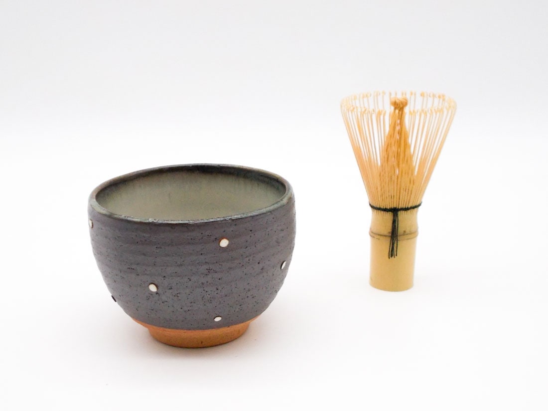お買い得品】茶碗・茶筅セット「黒一珍 水玉」 | 茶道具,茶碗 | 淡交社