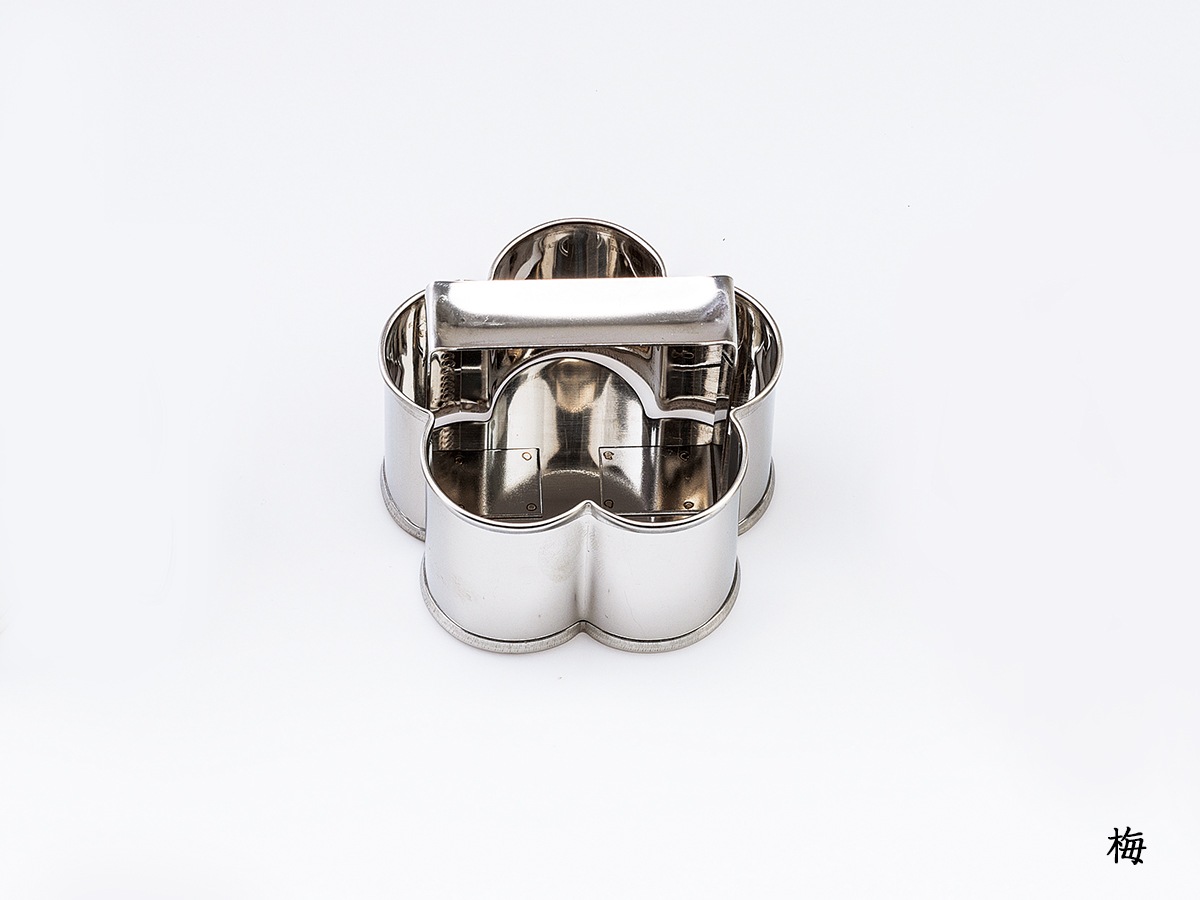 ���ƥ�쥹ʪ��