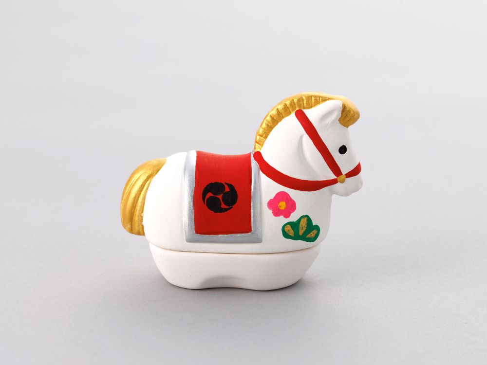 午歳 香合 | すべての商品 | 淡交社 茶道具と茶席のきものオンラインショップ
