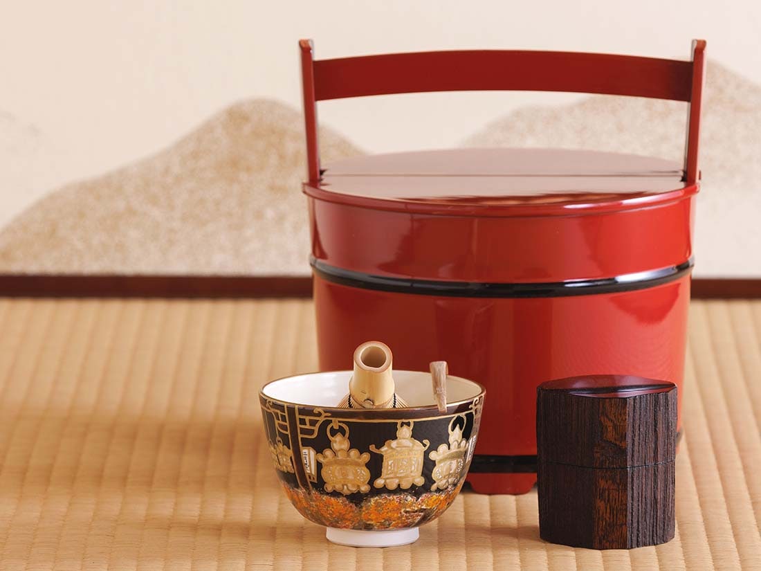 茶道具 手桶水指 朱塗 認得斎好写 朱塗 手桶水指 | 茶道具,点前道具 | 淡交社 茶道具と