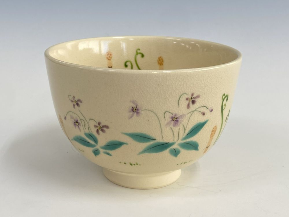 春の野(菫 蕨 土筆)絵茶碗 | すべての商品 | 淡交社 茶道具と 春の野(菫 蕨 土筆)絵茶碗 | すべての商品 | 淡交社 茶道具と