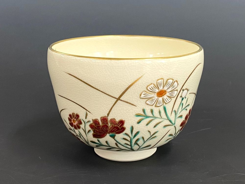色絵 秋桜（コスモス）茶碗 | すべての商品 | 淡交社 茶道具と茶席の