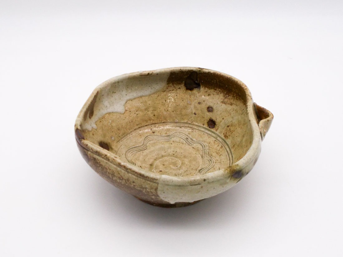 蔵出し品】弥右衛門作 美濃伊賀 片口菓子鉢 | オンラインショップ限定