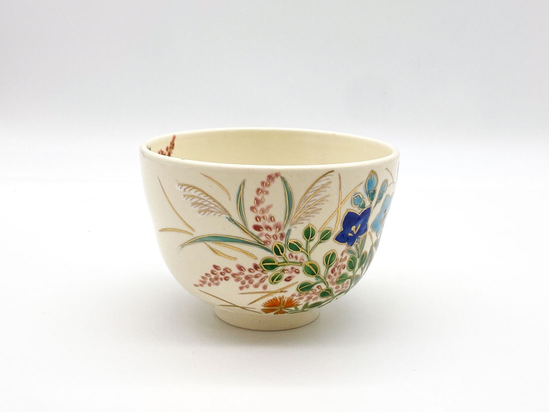 秋草絵茶碗 今岡 都作 | すべての商品 | 淡交社 茶道具と茶席のきもの