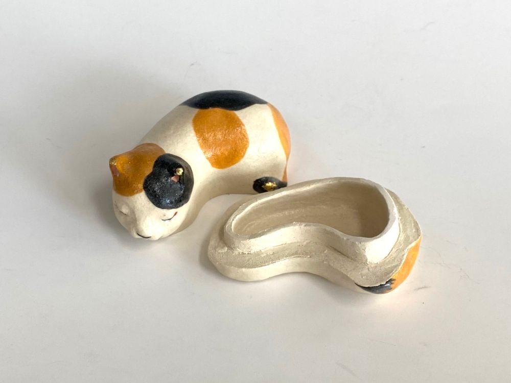 猫香合 おひるね | すべての商品 | 淡交社 茶道具と茶席のきもの