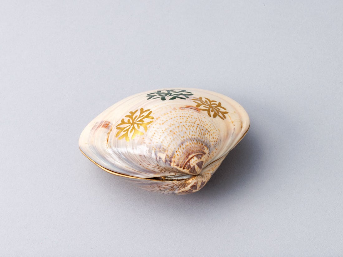 淡々斎好写 海松蒔絵蛤香合 | 茶道具,香合 | 淡交社 茶道具と茶席の