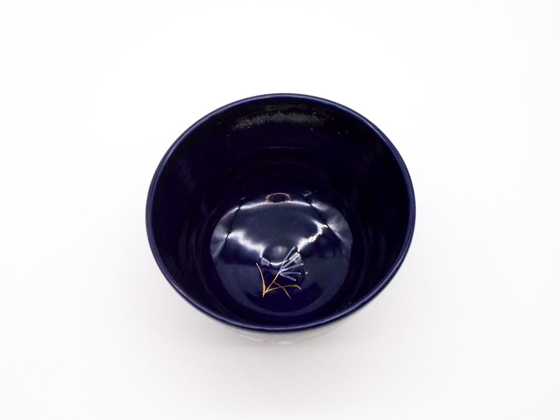 青釉 月見うさぎ絵茶碗【高台に歪みがあるため1割引】 | すべての商品