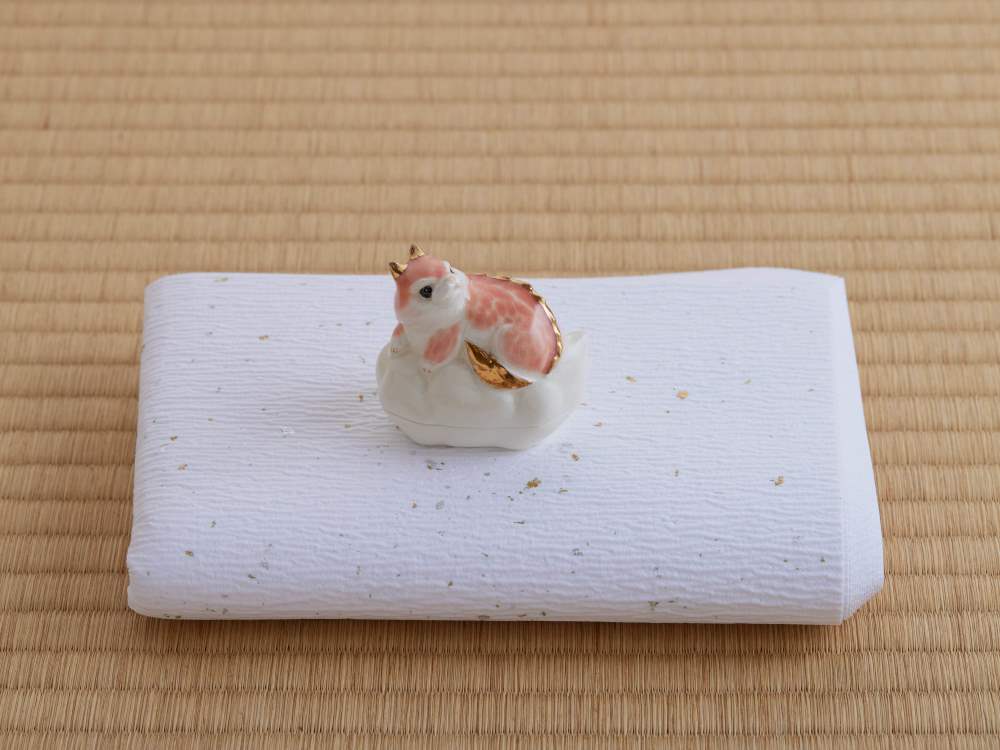 香合　桃　茶道具 茶道具 乾漆 胡桃 香合 畑幸春 共箱 くるみ 漆芸 茶会 稽古 秋