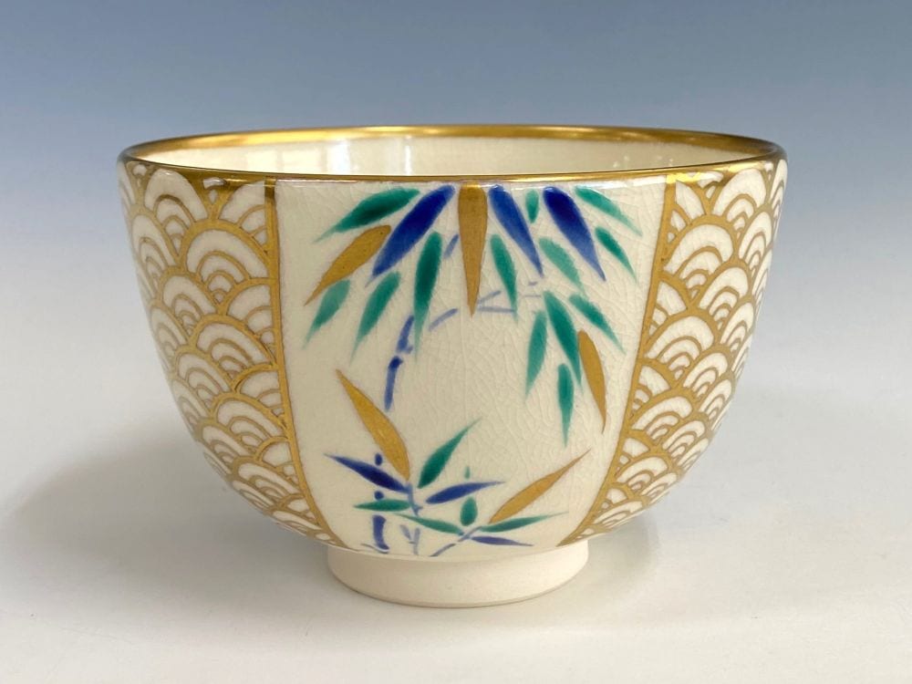 青茶碗 波型デザイン 金色花装飾 松竹梅青海波茶碗 | すべての商品 | 淡交社 茶道具と茶席のきもの