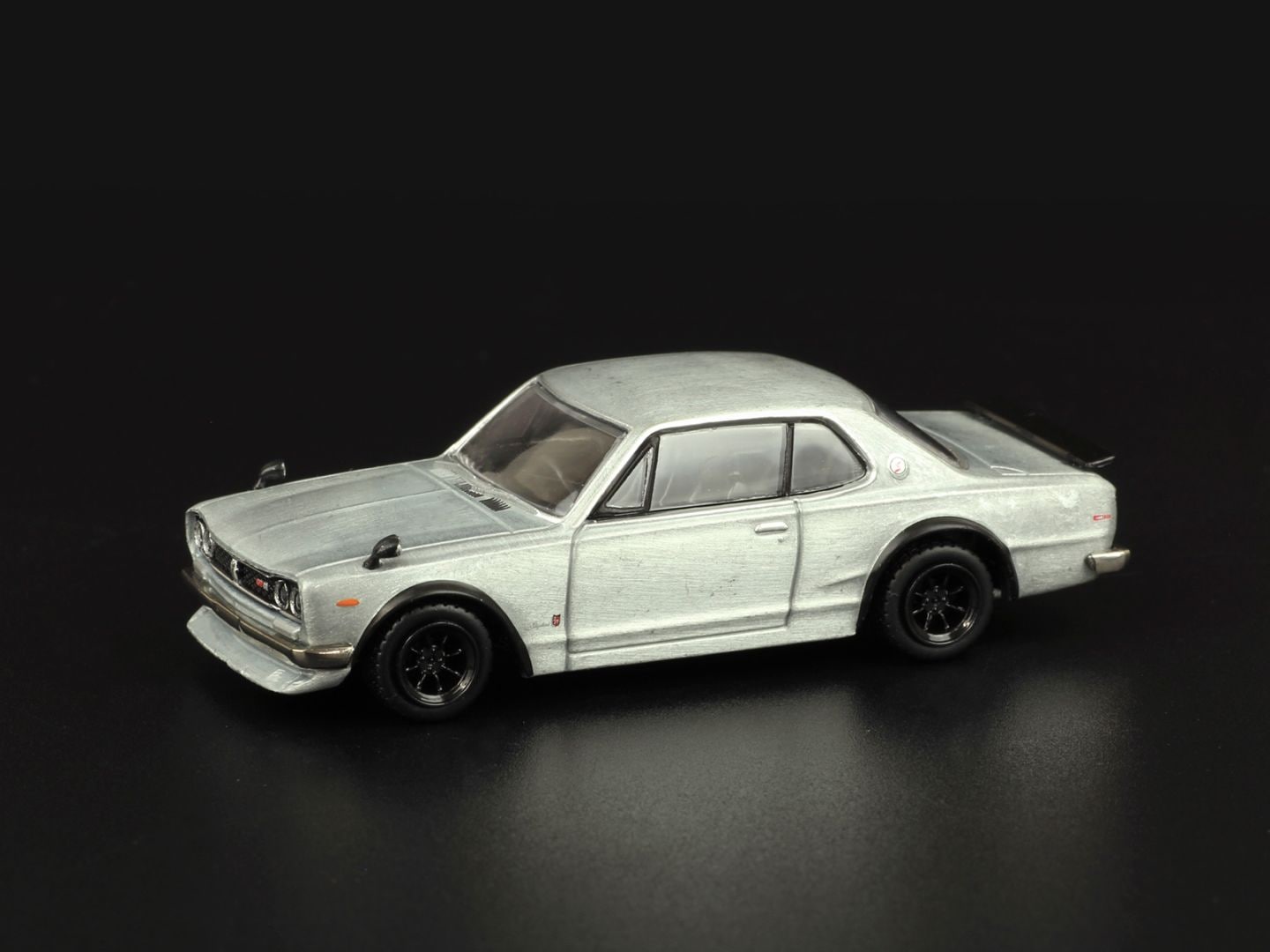 【チェイスカー】Tarmac Works 1/64  Nissan Skyline 2000GT-R (KPGC10) Black