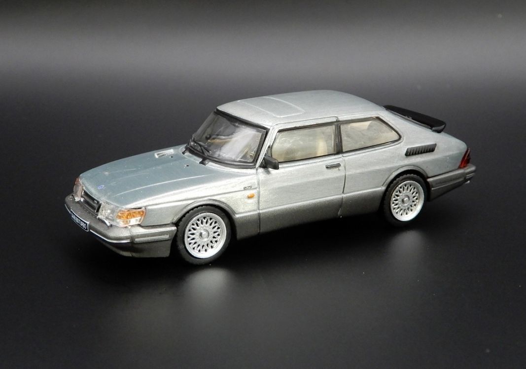 【チェイスカー】Saab 900 Turbo Silver