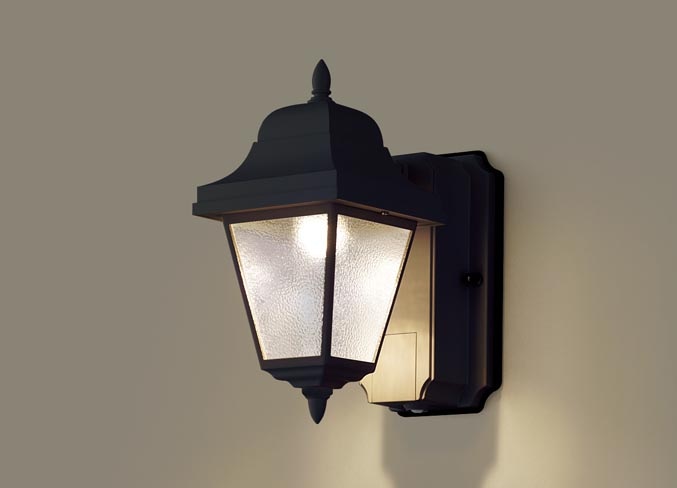 LGWC80230LE1 パナソニック 住宅照明 FreePa段調光省エネ型 人感センサー付LEDポーチライト 玄関灯 拡散 電球色【LSEWC4033LE1同等品】【メーカー生産待ちのため納期未定】