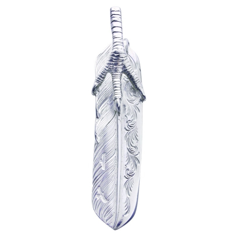 L arabesque flight feather 02 eagle claw pendant 02