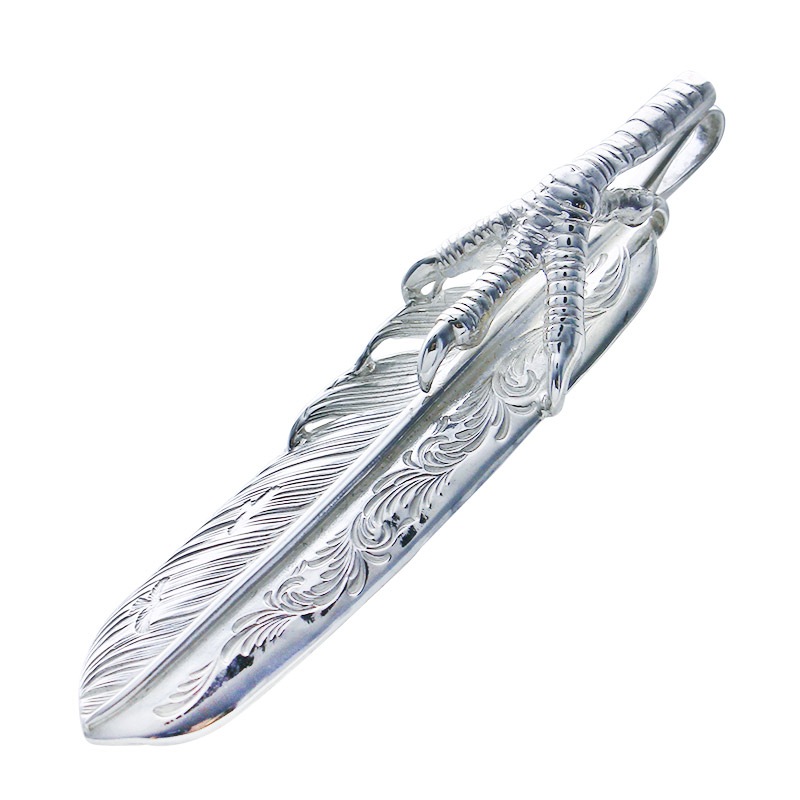 L arabesque flight feather 02 eagle claw pendant 02