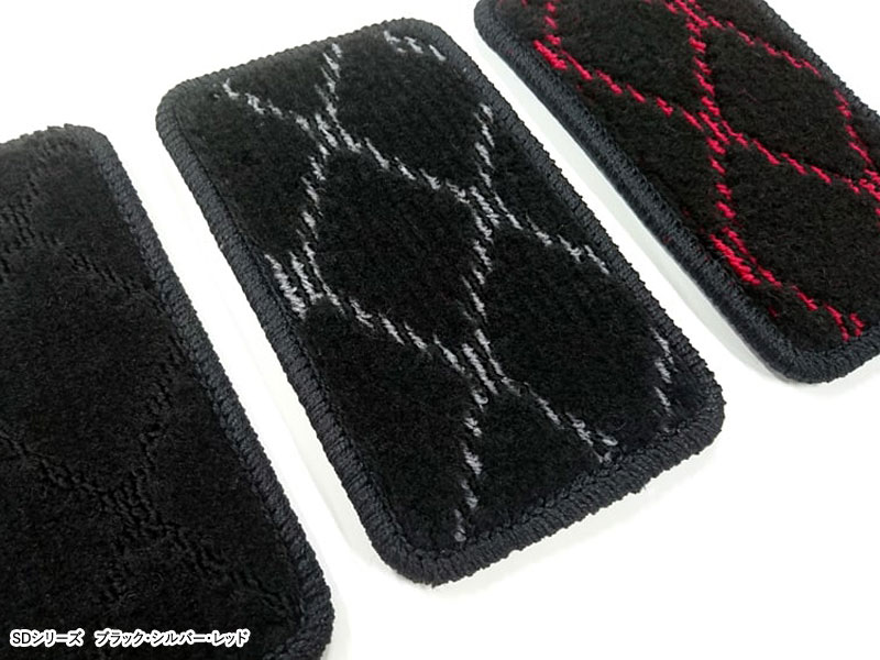 ジムニー専用フロアマット<br>H10（1998）/10 ～ H30（2018）/07<br>JB23W<br>AT・運転席ズレ防止方法ボタンタイプ<br><small>MS・SDシリーズ</small>