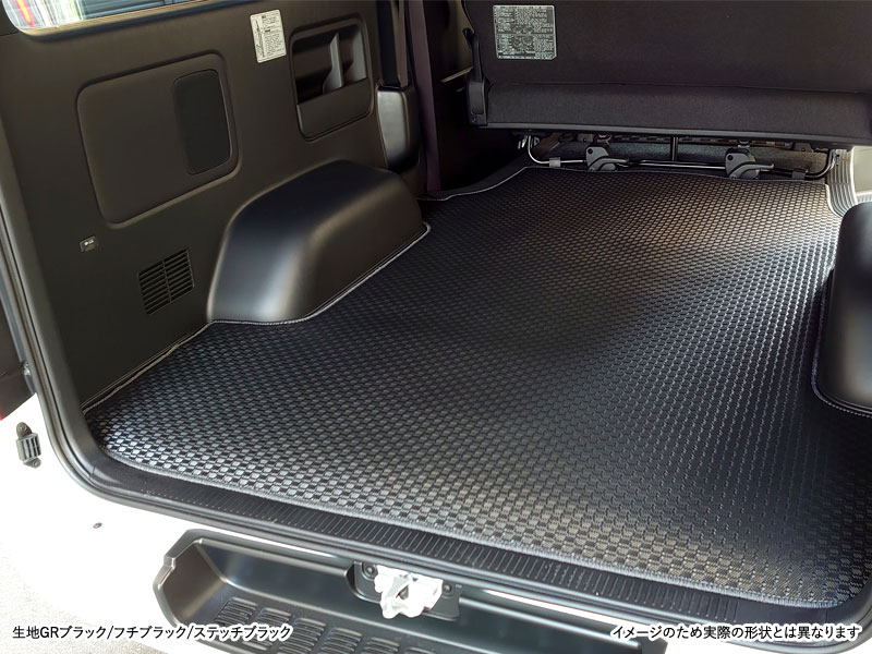 ジムニー専用フロアマット<br>H10(1998)/10 ~ H30(2018)/07<br>JB23W<br>AT・運転席ズレ防止方法フックタイプ<br><small>GRシリーズ</small>