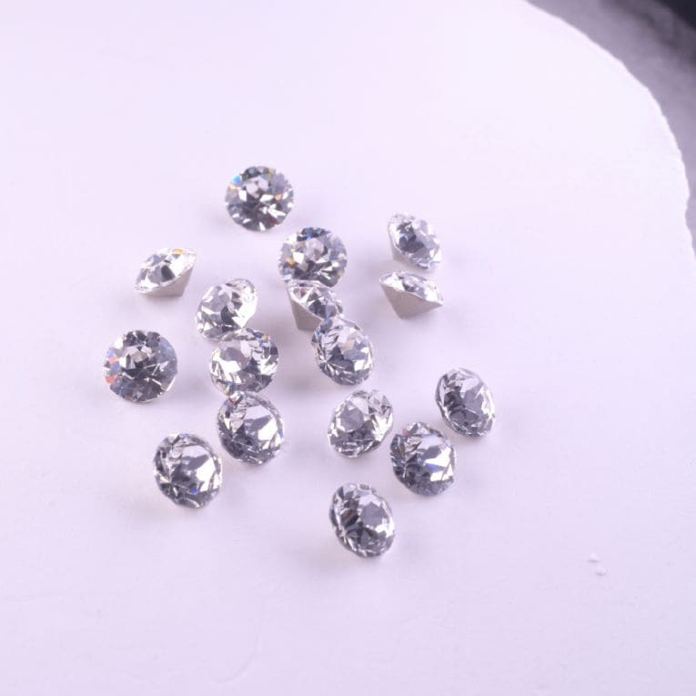 hessa　Vカットラウンド