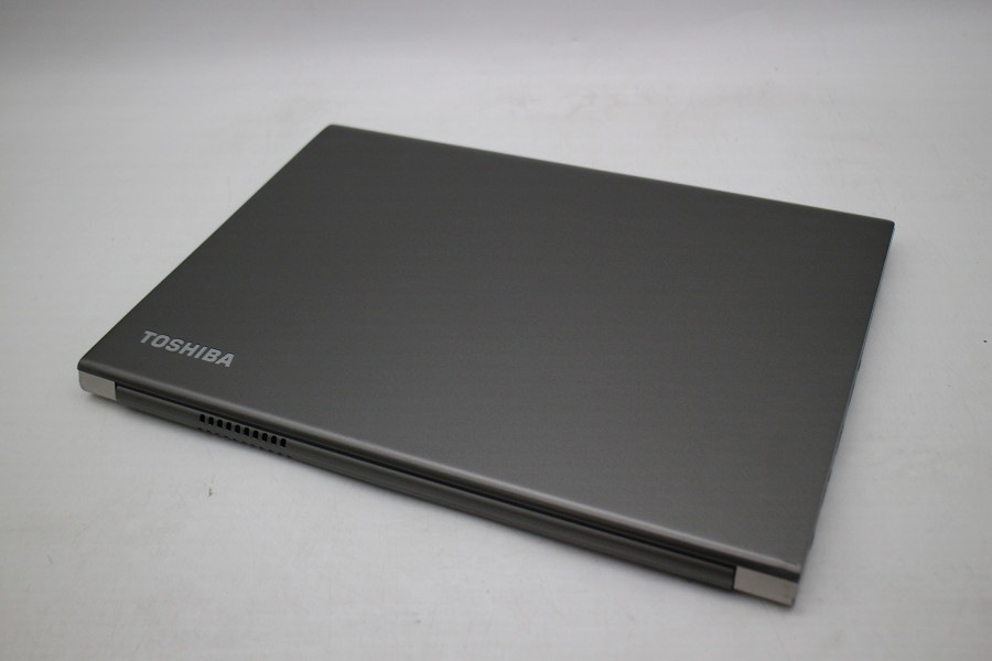 dynabook dynabook R63/DN Core i5 8250U 1.6GHz/8GB/256GB(SSD