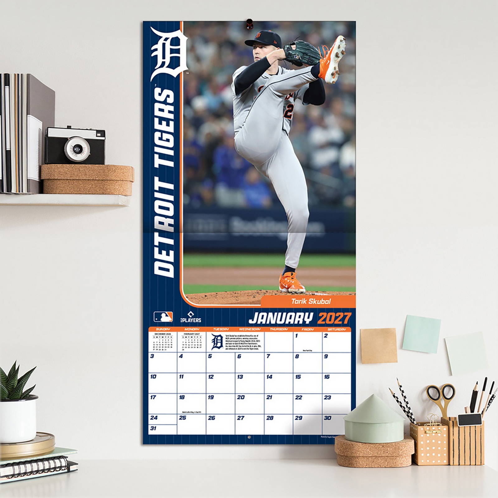 送料無料!(本州のみ)<br>輸入版 / 2027年版<br>MLBエリート(大谷翔平・山本由伸 掲載) 公式カレンダー