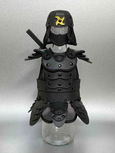 アルマニャック　ボトルカバー　甲冑　金属製 000000001177_MVXBNrJ.jpg