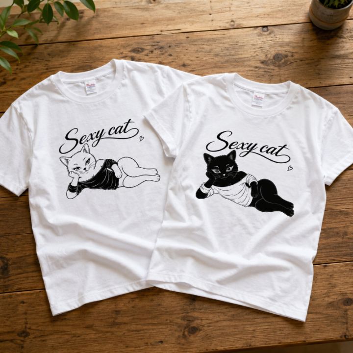 Sexsy cat（白猫）ホワイトTシャツ （半袖）ならaruBuy（あるバイ）