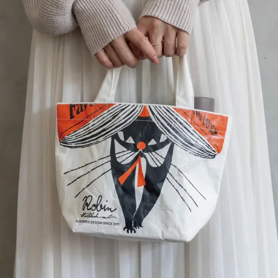 ���ͤ��վ� �����å���֥�ڡ��ѡ��������Хå� White