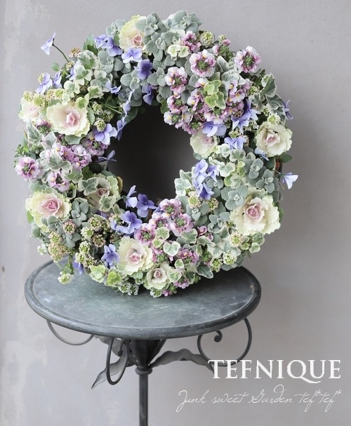 TEFNIQUE-寄せ植えリース 2019 * no.129 * ロイヤルプリンセスのリース