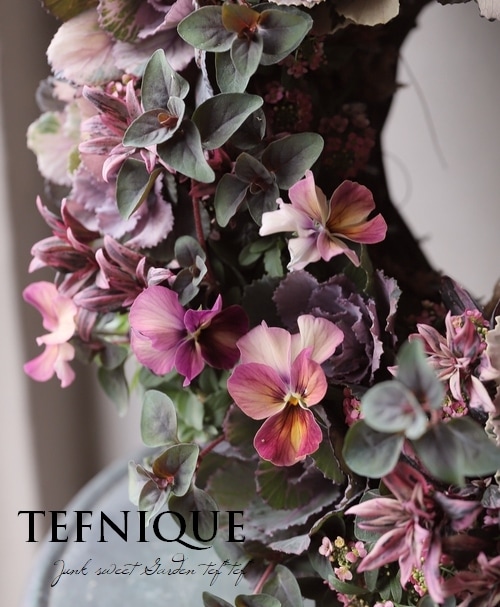 TEFNIQUE-寄せ植えリース 2020 * no.57 * シックなアンティークリース