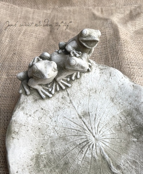 �ڻ��ߡ� �ѹ�SPARTA STATUES ��Frogs on Lily�� �����ǥ󥪡��ʥ���