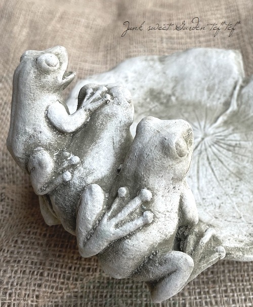 �ڻ��ߡ� �ѹ�SPARTA STATUES ��Frogs on Lily�� �����ǥ󥪡��ʥ���
