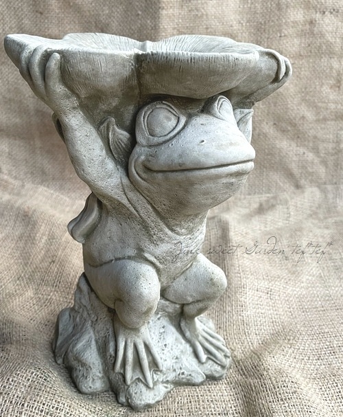 �ڻ��ߡ� �ѹ�SPARTA STATUES ��Frog Dish�� �����ǥ󥪡��ʥ���