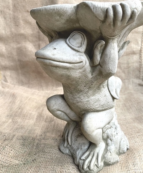 雑貨】 英国SPARTA STATUES 『Frog Dish』 ガーデンオーナメント