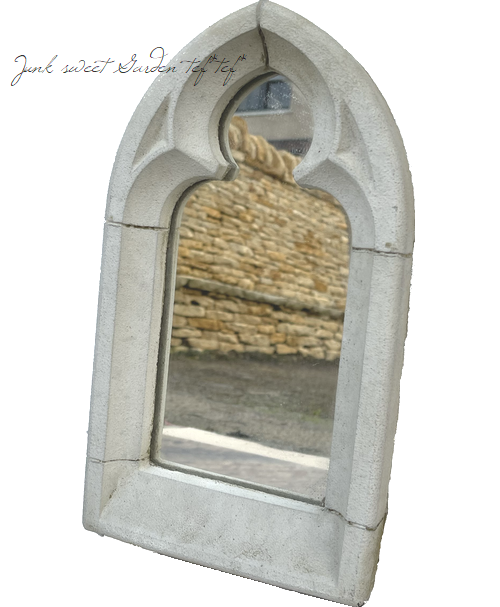 雑貨】 英国SPARTA STATUES 『Gothic Lancet Mirror Small』 ガーデン