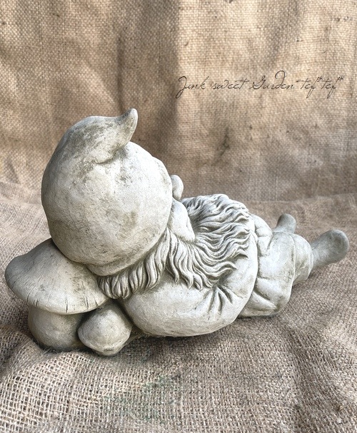 �ڻ��ߡ� �ѹ�SPARTA STATUES ��Gnome on Toadstools�� �����ǥ󥪡��ʥ���